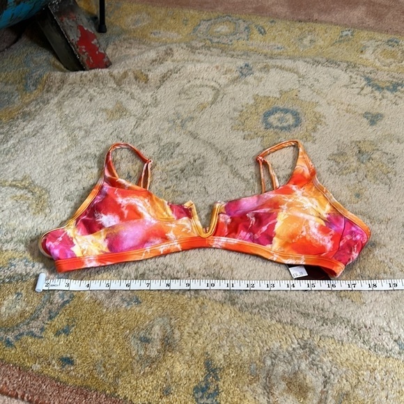 ⭐️NWT, Rio de Sol, Beautiful Bikini Top, Size XL - Picture 4 of 7